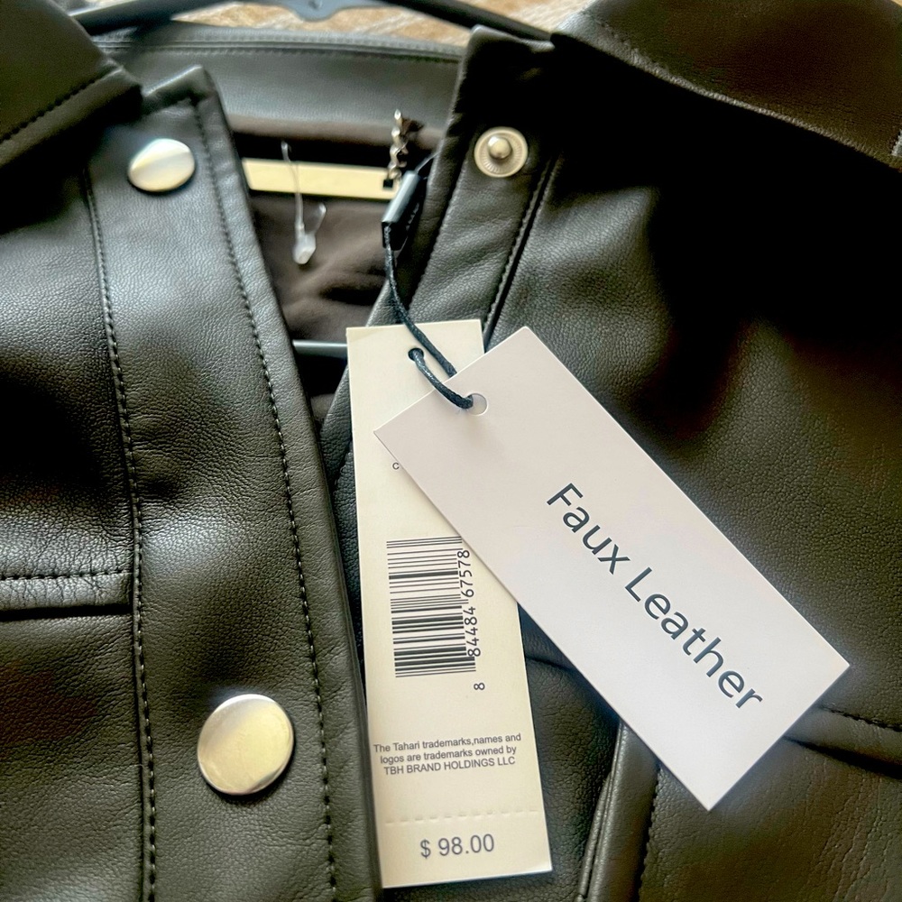 Women’s Large Faux Leather Short Jacket